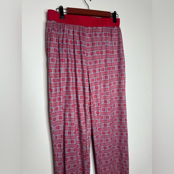 Simply Southern Poinsettias Print Christmas Pajama Pants - Picture 2 of 7
